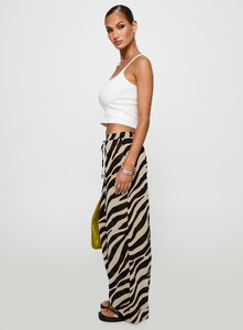 MelitaS - PrPolly - Fyre Wide Leg Pant Zebra-6 - 3-Model-Melita-Us2_136c7062-B40b-4856.jpg