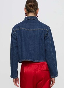 MelitaS - PrPolly - Good On You Bow Detail Jacket Blue Denim-8 - 4-Model-Melita-Us4_Ac575a7a-C133-4a82.jpg