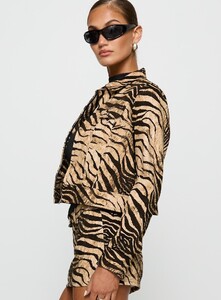 MelitaS - PrPolly - Hoshi Jacket Multi-7 - 3-Model-Melita-Us2_88f636f2-E264-4a60-Bb62-62ec901ea7c1.jpg