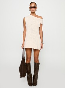 MelitaS - PrPolly - Liberation Off The Shoulder Mini Dress White-10 - 6-Model-Melita-Us2_E7be7a3b-5197-4664-B318-Beaa58175117.jpg