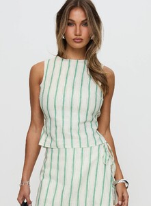 MelitaS - PrPolly - Penelopie Backless Top Green Stripe-7 - 1-Model-Melita-Us4_7252ebd3-A5d1-497e-Aaed-51af6147f954.jpg
