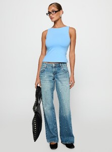 MelitaS - PrPolly - Picasso Straight Leg Jean Mid Blue-7 - 2-Model-Melita-Us2_65058857-7f84-4573-B6da-56e7640ac24d.jpg