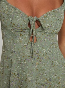 NSole - PrPolly - Alora Mini Dress Green-8 - 5-Model-Nat-Us2_0beb32a0-E5c1-4b87.jpg