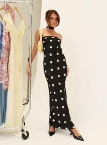 NSole - PrPolly - Madilaine Strapless Scarf Maxi Dress Black-9 - 0-Model-Nat-Us2_92e3cd85-Ad14-4757.jpg