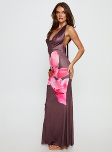 NSole - PrPolly - Raleina Halter Cowl Neck Maxi Dress Brown Fl-9 - 3-Model-Nat-Us2_309861f0-6353-4310.jpg