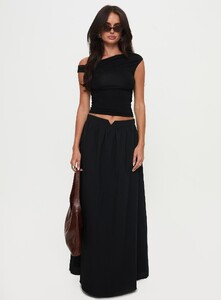 NSole - PrPolly - Rennata Gathered Mid Rise Maxi Skirt Black-11 - 6-Model-Nat-Us2_3c72d2d9-3306-4e70.jpg