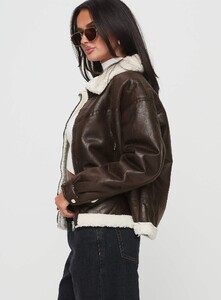 NSole - PrPolly - Solara Faux Leather Shearling Jacket Chocola-7 - 3-Model-Nat-Us2_2ecacd17-1508-4f20.jpg