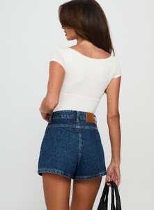 NSole - PrPolly - Take My Breath Denim Shorts Blue-8 - 4-Model-Nat-Us2_87459357-Feda-49ab.jpg