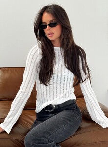 NSole - PrPolly - Tuppence Ribbed Long Sleeve Top White-8 - 0-Model-Nat-Us2_26a8c13d-40c1-4bef.jpg