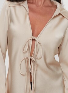 NSole - PrPolly - Way Life Goes Long Sleeve Top Champagne-6 - 5-Model-Nat-Us2_295c5b7e-903f-49c8.jpg