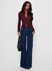 NSole - PrPolly - When You Sleep Long Sleeve Top Wine-6 - 2-Model-Nat-Us2_4091c0e5-Fcd1-4b79.jpg