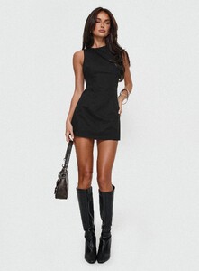 NSole - PrPolly - Yumiko Romper Black-9 - Yumiko Romper Black_0-Model-Nat-Us2_Ce6f9933-E5a9-4884.jpg