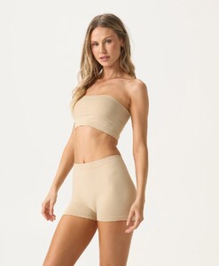 Nude-Bandeau-Short-Studio-4_ba32b41f-cbf3-47a1-a874-261fc5ffe7c9.jpg