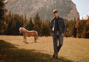 Parker Van Noord Mango Man FW 2025 (26).jpg