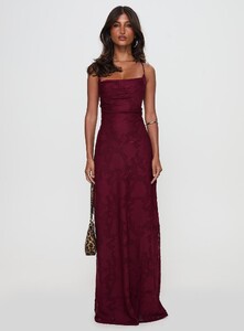 SAsici - PrPolly - Celena Maxi Dress Burgundy Burnout-6 - 6-Model-Selina-Us2.jpg