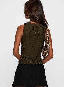 SAsici - PrPolly - Far Away Top Dark Green-8 - 4-Model-Selina-Us2.jpg