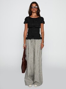 SAsici - PrPolly - Spoiler Alert Ruched Top Black-8 - 6-Model-Selina-Us2.jpg