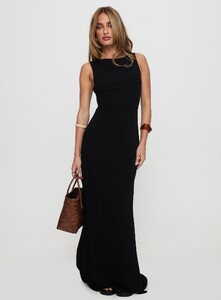 SaskiaJ - PrPolly - Ace Of Hearts Backless Maxi Dress Black-9 - 2-Model-Saskia-Us2.jpg