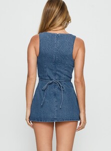 SaskiaJ - PrPolly - Ainsleigh Shift Denim Playsuit Mid Blue Wash-8 - 4-Model-Saskia-Us2.jpg