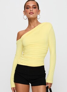 SaskiaJ - PrPolly - Beller Long Sleeve Top Lemon-8 - 1-Model-Saskia-Us2.jpg