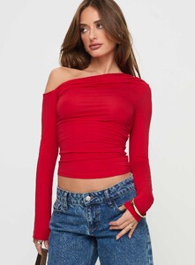 SaskiaJ - PrPolly - Beller Long Sleeve Top Red-7 - 1-Model-Saskia-Us2.jpg