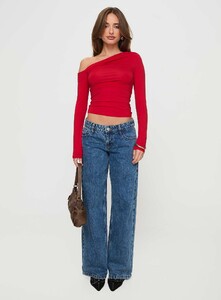 SaskiaJ - PrPolly - Beller Long Sleeve Top Red-7 - 6-Model-Saskia-Us2.jpg