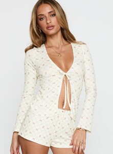 SaskiaJ - PrPolly - Captivation Tie Up Sleep Cardigan Pink Flora-8 - 1-Model-Saskia-Us2.jpg