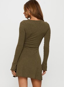 SaskiaJ - PrPolly - Dejonge Ring Mini Dress Olive-8 - 4-Model-Saskia-Us2.jpg