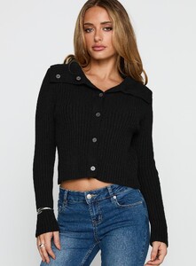 SaskiaJ - PrPolly - Extraordinary Collared Knit Sweater Black-6 - 1-Model-Saskia-Us2.jpg