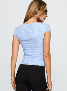 SaskiaJ - PrPolly - Getting Close Button Up Top Blue Check-7 - 4-Model-Saskia-Us2.jpg