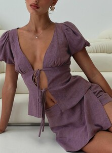 SaskiaJ - PrPolly - Gulliver Tie Side Mini Skort Mauve-8 - 7-Model-Saskia-Us2.jpg