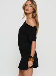 SaskiaJ - PrPolly - Haylo Off Shoulder Drape Mini Dress Black-8 - 3-Model-Saskia-Us2.jpg