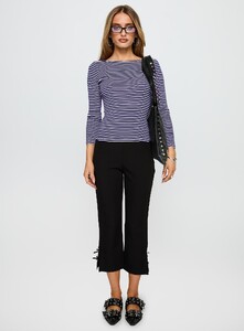 SaskiaJ - PrPolly - Kambri Backless Long Sleeve Top Navy _ White-8 - 6-Model-Saskia-Us2.jpg