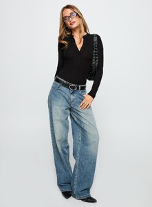 SaskiaJ - PrPolly - Kandis Long Sleeve Bodysuit Black-7 - 2-Model-Saskia-Us2.jpg