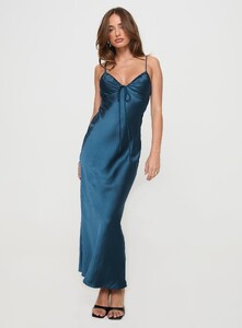 SaskiaJ - PrPolly - Maguire Maxi Dress Navy-7 - 1-Model-Saskia-Us2.jpg