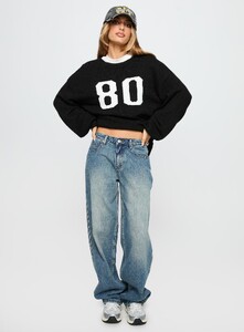 SaskiaJ - PrPolly - Motomami Mid Rise Denim Jeans Mid Blue Wash-6 - 2-Model-Saskia-Us2.jpg