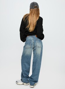 SaskiaJ - PrPolly - Motomami Mid Rise Denim Jeans Mid Blue Wash-6 - 4-Model-Saskia-Us2.jpg