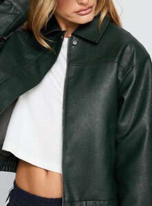 SaskiaJ - PrPolly - Privilege Faux Leather Bomber Jacket Green-6 - 5-Model-Saskia-Us2.jpg