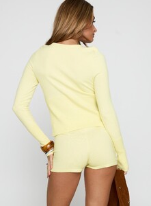 SaskiaJ - PrPolly - Rich Spirit Set Lemon-7 - 4-Model-Saskia-Us2.jpg