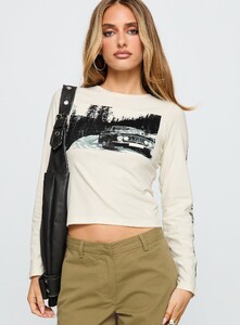 SaskiaJ - PrPolly - Saint Moritz Long Sleeve Top Washed Marshmel-7 - 1-Model-Saskia-Us2.jpg