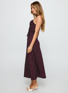 SaskiaJ - PrPolly - Shining Mirrors Set Burgundy-8 - 3-Model-Saskia-Us2.jpg