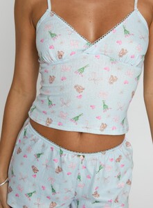 SaskiaJ - PrPolly - So Dreamy Sleep Set Blue Floral-8 - 5-Model-Saskia-Us2.jpg