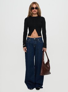 SaskiaJ - PrPolly - Suzu Long Sleeve Knit Top Black-7 - 6-Model-Saskia-Us2.jpg