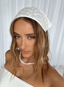 SaskiaJ - PrPolly - The Amalfi Anglais Headband White-4 - 0.jpg