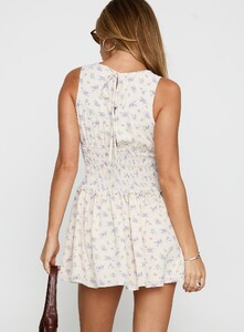 SaskiaJ - PrPolly - Yennifer Shirred Mini Dress Floral Multi-8 - 4-Model-Saskia-Us2.jpg