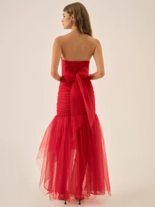 Serafina_Gown_Red_On_Model_2_2000x.webp