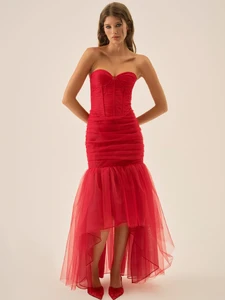 Serafina_Gown_Red_On_Model_4_2000x.webp