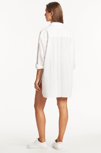 Stas - SLevel - Heatwave-Coverup-Shirt-White_Sea-Level-Swim-Australia_3 5k.jpg