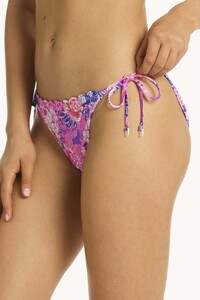 Stas - SLevel - S76-SL3408FAHALTERSLIDETRIPINKSL4004FATIESIDEPANTPINK-23800-Bond-Eye-Sealevel-D1-2462_BC_Cropped.jpg