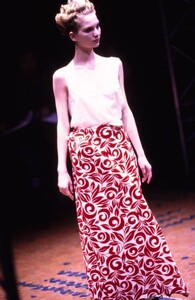 Unknown - Comme des Garcons - Ready-to-Wear - Runway Collection - Women - FW 1996 - 4 - 1.jpg